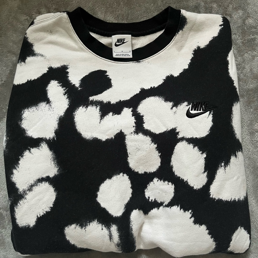 Men’s Nike Tye Dye Club Crewneck - Picture 2 of 3